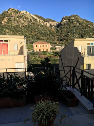 Motta Camastra Italië promotiecode Booking.com
