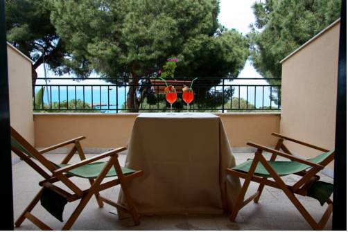Cefal&ugrave; Italie code promo booking.com