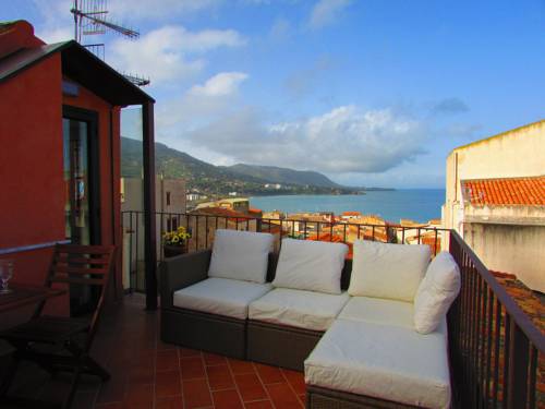 Cefal&ugrave; Italie code promo booking.com