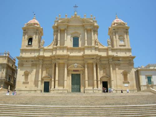 Noto Italie code promo booking.com