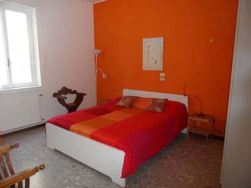 Saronno Aktionscode Italien Booking.com