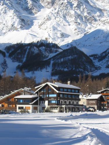 Macugnaga Aktionscode Italien Booking.com