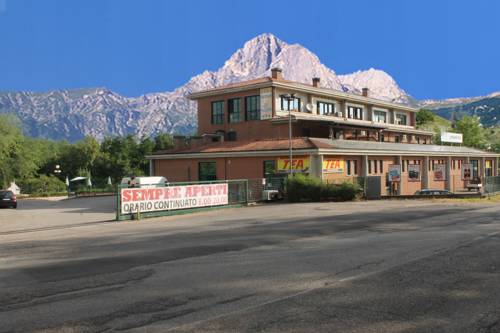 Isola del Gran Sasso d'Italia Italie code promo booking.com