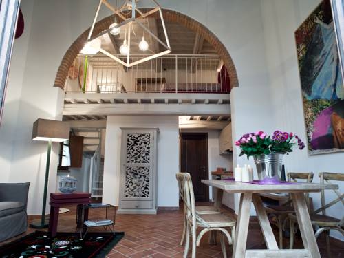 Lari Italien Hotel Promo-Code booking.com