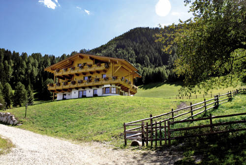 Racines (Ratschings) Italie code promo booking.com