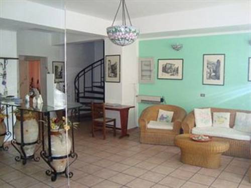 Sant'Alessio Siculo Codice promozionale Booking.com Italia