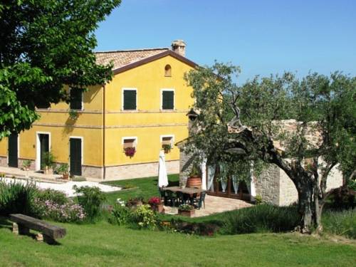 Montecarotto Italie code promo booking.com
