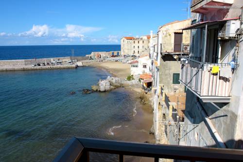 Cefal&ugrave; Italie code promo booking.com