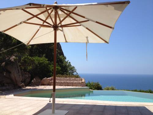 Costa Paradiso Italie code promo booking.com