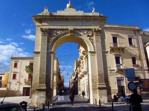 Noto Italie code promo booking.com