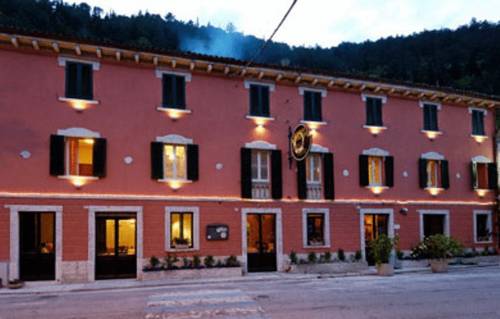 Passo Del Furlo Di Acqualagna Italia codigo de promocion Booking.com