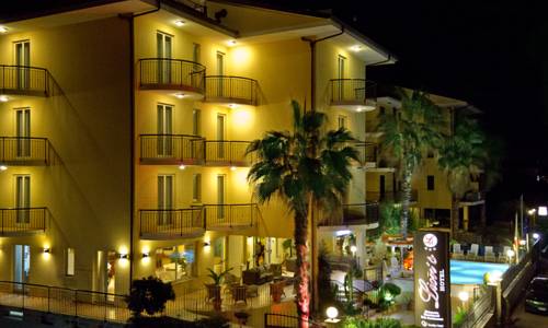 Falerna Italia codigo de promocion Booking.com