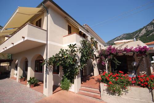 Pomonte Italie code promo booking.com