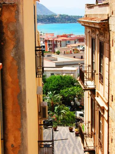 Cefal&ugrave; Italie code promo booking.com