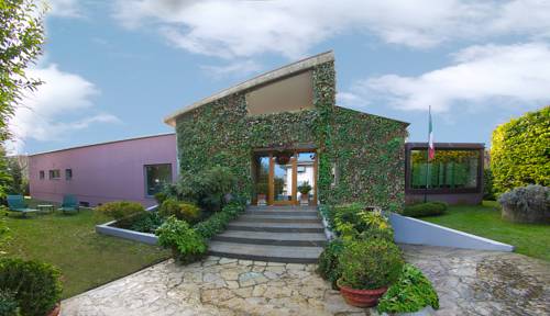 Fontanafredda Italien Hotel Promo-Code booking.com
