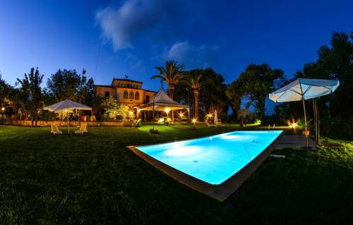 Iglesias Italien Hotel Promo-Code booking.com